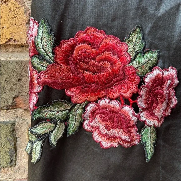 Boohoo Black Satin Dress - Picture 2 of 5